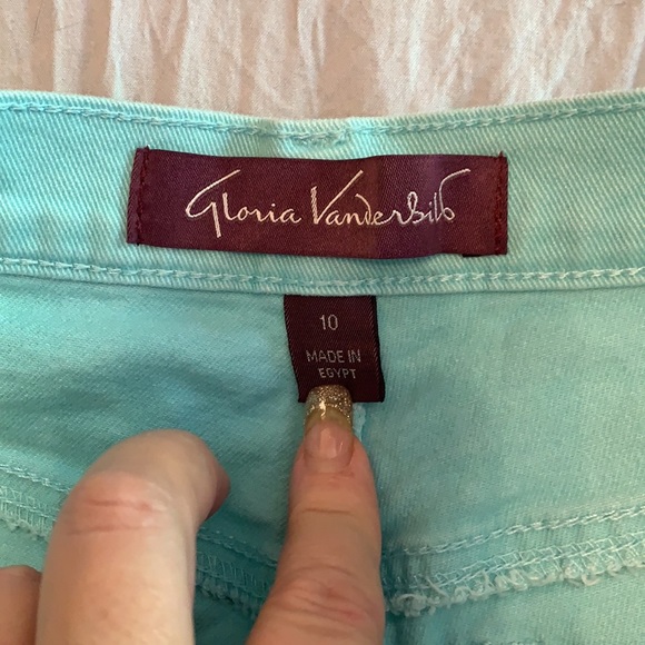 Minty Denim 🔥 - Picture 4 of 9